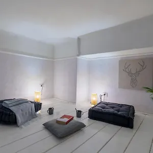 https://cenisiom5-city-life-the-courtyard-loft-apartment.it-lombardy.com